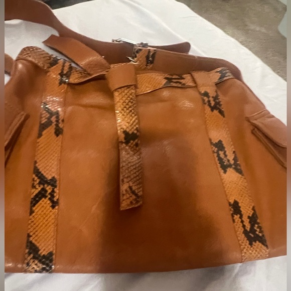 Berger Italian Leather & Snakeskin Shoulder Bag NWOT - Picture 7 of 7